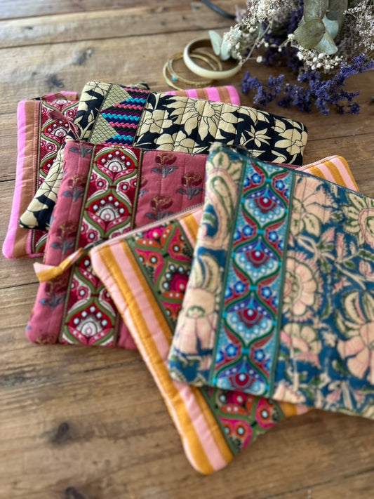 Pochette matelassée & ruban vintage |  VINTY