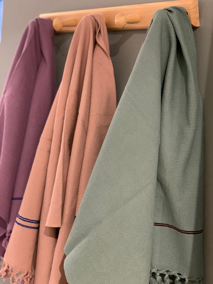 Serviette en khadi de coton nid d'abeille