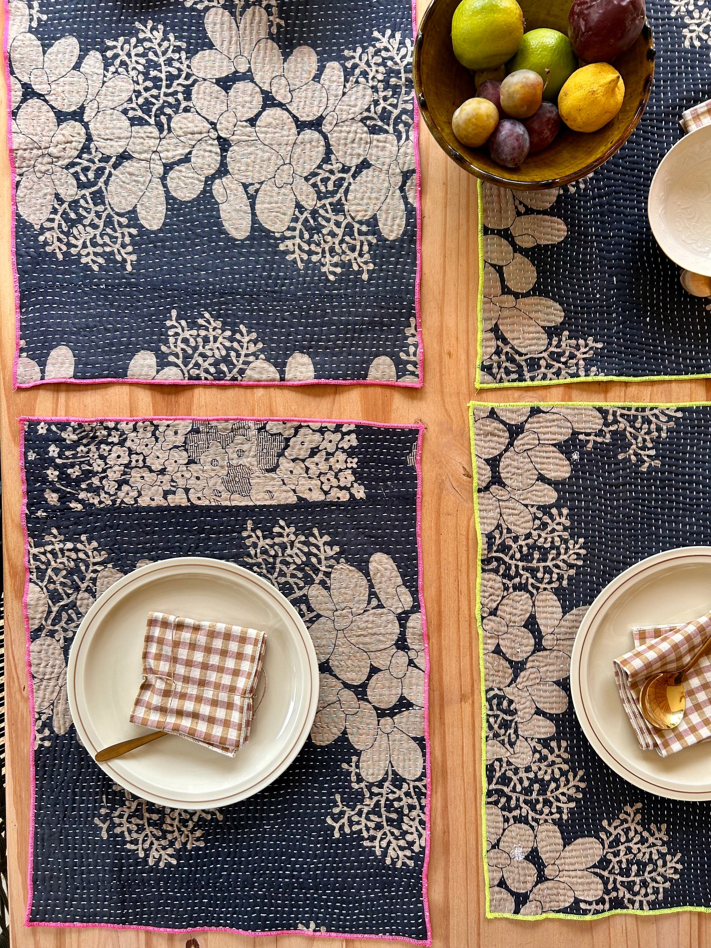 Set de table en kantha réversible   |  Collection Vintage noir