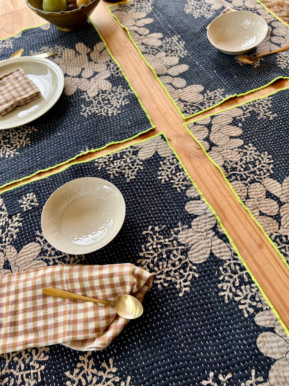 Set de table en kantha réversible   |  Collection Vintage noir
