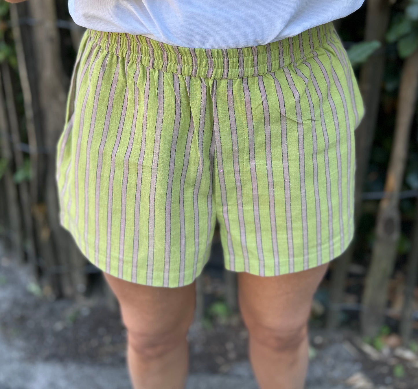 Short ARCA en khadi de coton à rayures vert & violine